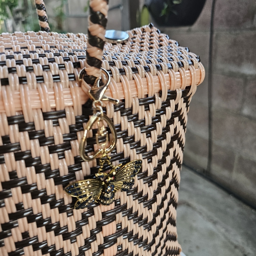 Elegant Chevron Woven Tote - Picture 2 of 16